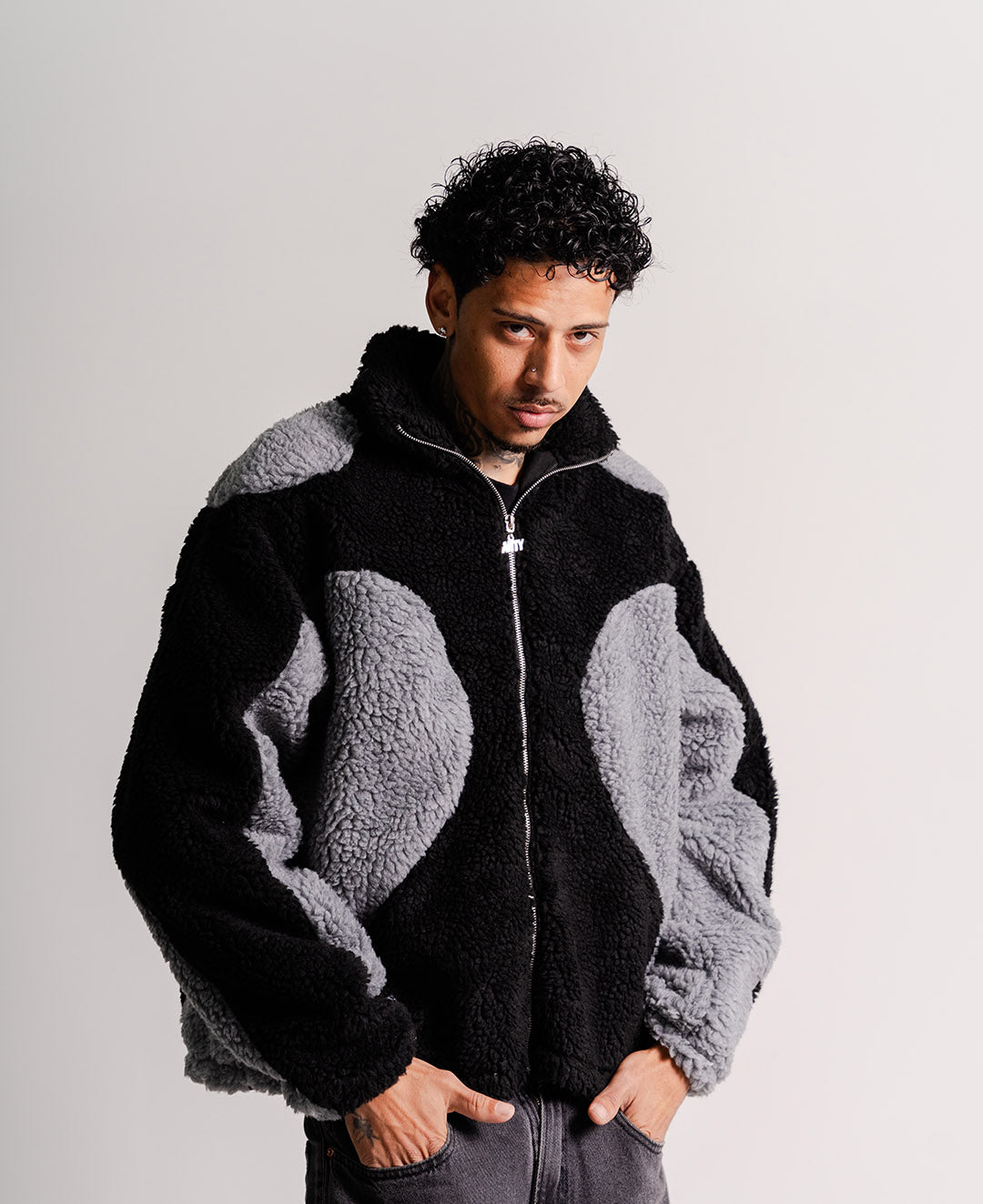 JAQUETA ANTY ONTHECURVE BLACK